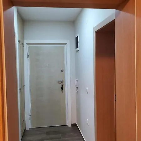 Apartamento Gajic 2 *